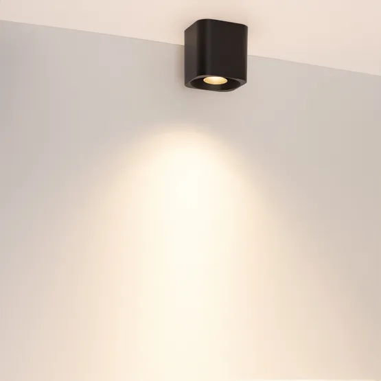 Фото #2 товара Светильник SP-ACENTO-S95x95-10W Warm3000 (BK, 20-45 deg, 230V) (Arlight, IP20 Металл, 5 лет)