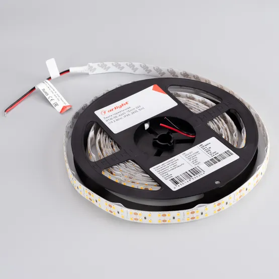 Фото #2 товара Светодиодная лента герметичная RTW-SE-A240-15mm 24V Warm3000 (19.2 W/m, IP65, 2835, 5m) (Arlight, -)