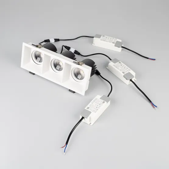 Фото #3 товара Светильник MS-FLOW-BUILT-S230x85-3x6W Day4000 (WH, 38 deg, 230V) (Arlight, IP20 Металл, 5 лет)
